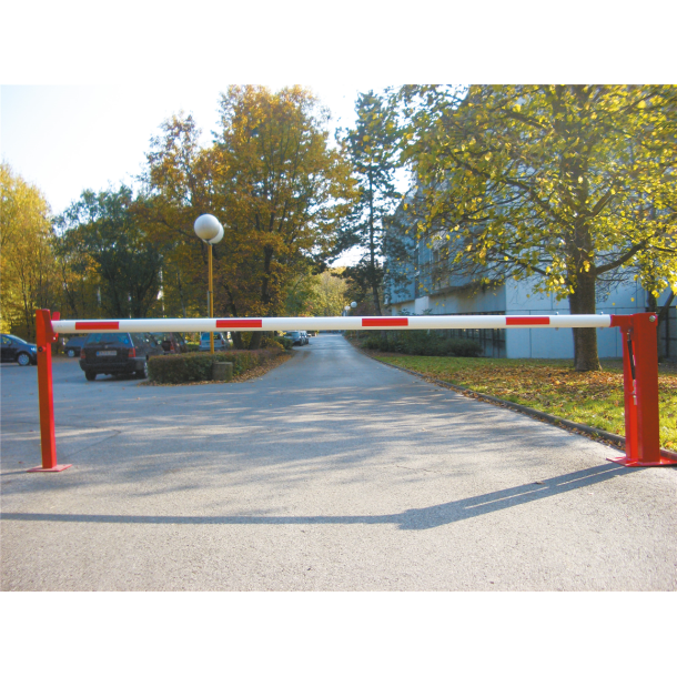 Manual barrier | with pneumatic spring | and fixed pole support | clear width: 6000 mm | for padlock